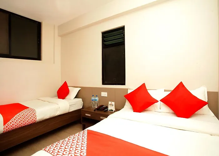 Oyo 626 Himchuli Hotel 3*
